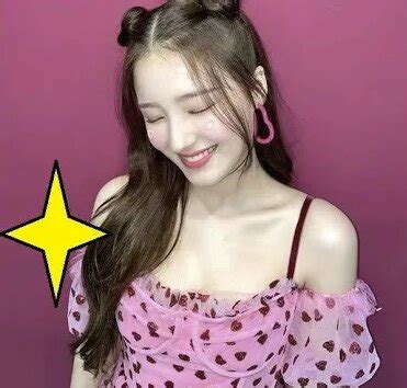nancy momoland nip slip|Staff Member Leaks Photos of MOMOLAND Nancy Undressing.